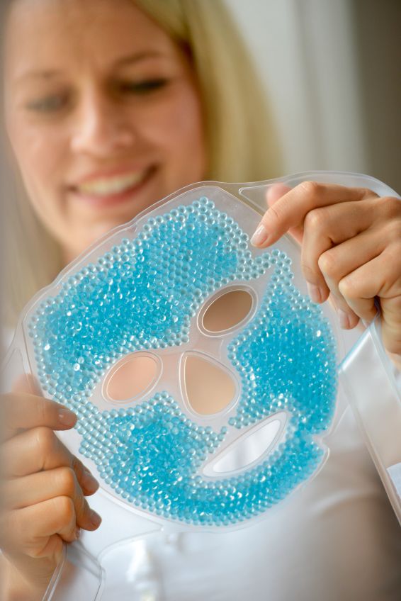 Pearl Hot/Cold Relief Pack, Face Mask by SISSEL®